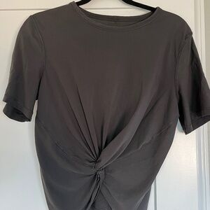 Lululemon twist-front T-shirt in Graphite Gray, Size 6